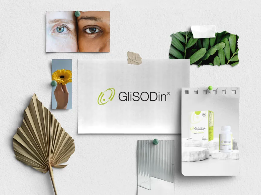 Photo Collage Mockup with Papers copia scaled