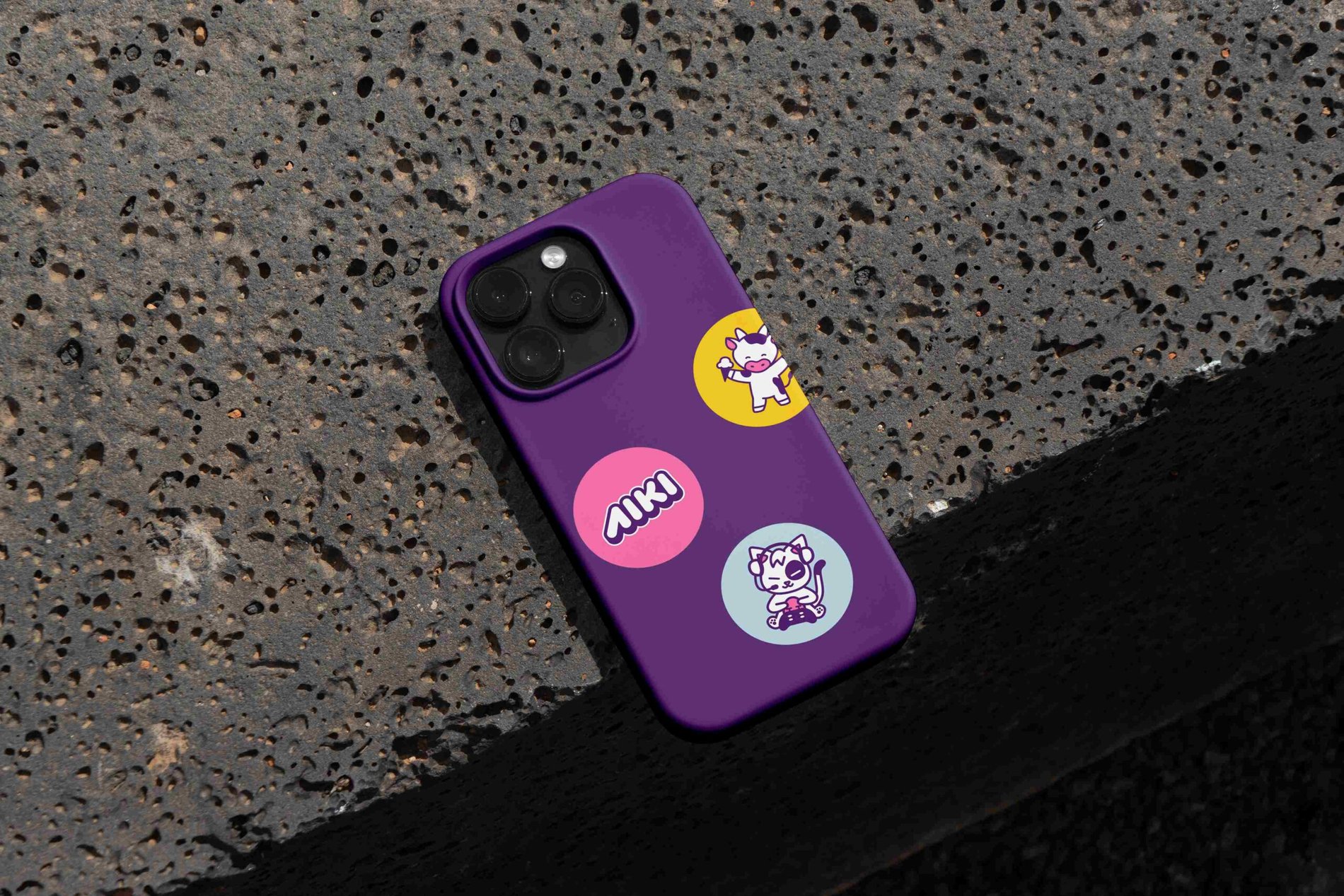 Free iPhone Case Mockup copia 3 11zon